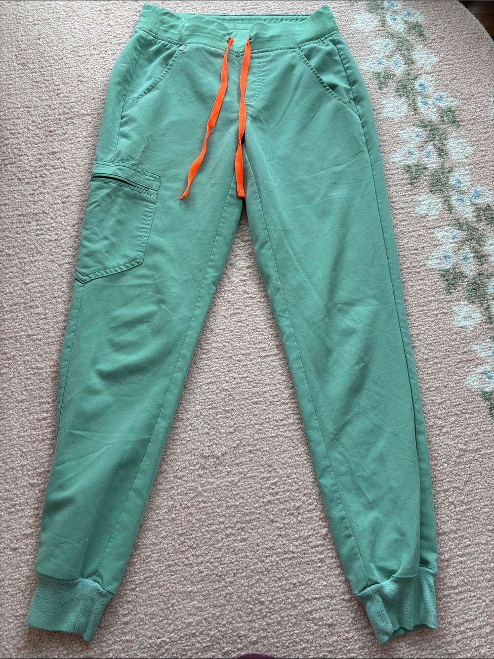 XXS figs scrubs joggers